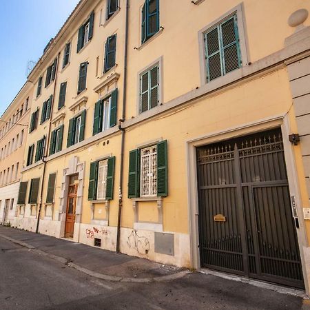 Colosseo Suite Apartment Рим Экстерьер фото